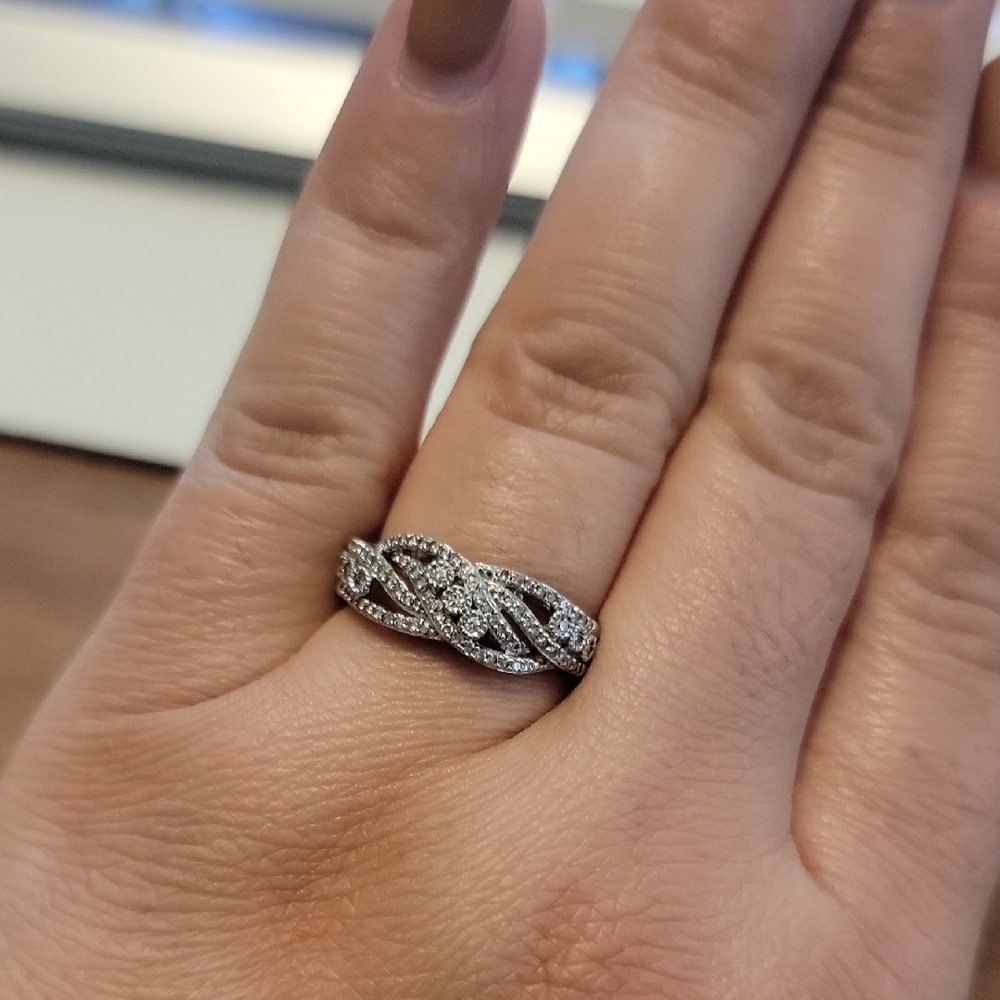 simply vera wang silver ring diamond